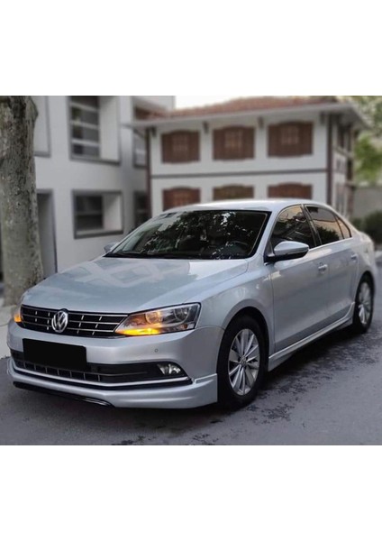 Volkswagen Jetta Makyajlı 2014-2018 Ön Ek (Plastik) Boyasız indirimleri