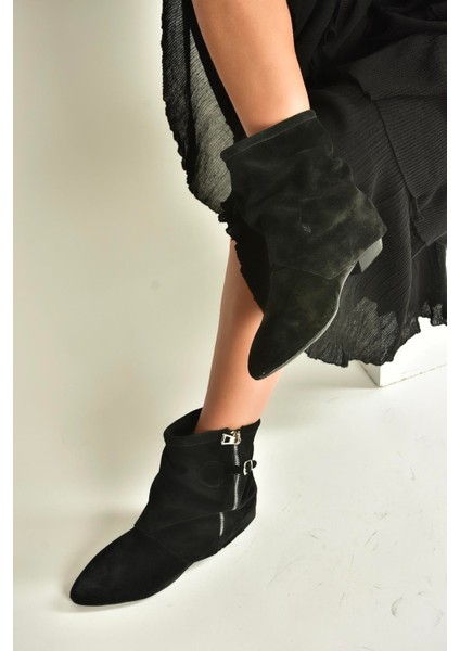 V380518102 Siyah Süet Düz Taban Fermuar Detaylı Kadın Bot