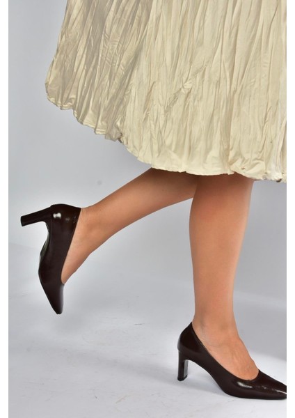 V820522760 Kahverengi Rustik Kalın Topuklu Kadın Ayakkabı fiyatları