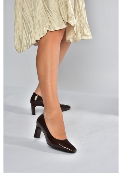 V820522760 Kahverengi Rustik Kalın Topuklu Kadın Ayakkabı modelleri