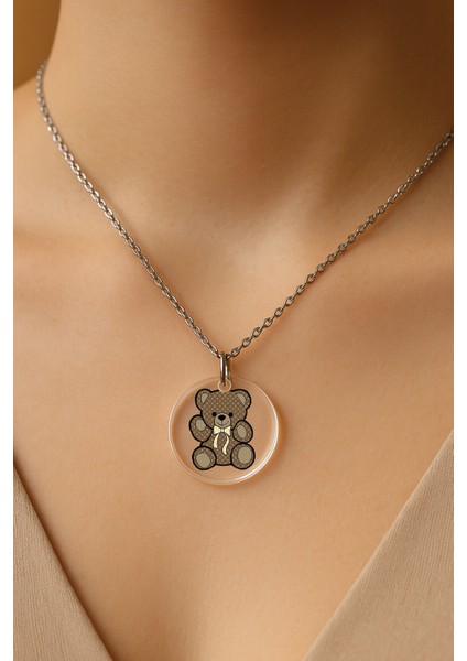 Şeffaf Sert Akrilik Kolye Ucu ve Üzeri Zincirli Desenli Kolye Lvteddy