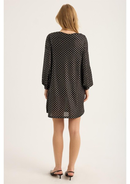 Yaldızlı Mini Kare Desenli Elbise indirimleri