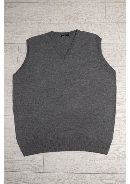 V Yaka Battal (Büyük Boy) Yünlü Kolsuz Triko Süveter modelleri