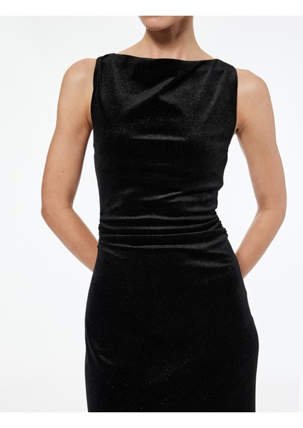 Kolsuz Yuvarlak Yaka Simli Uzun Kadife Elbise indirimleri