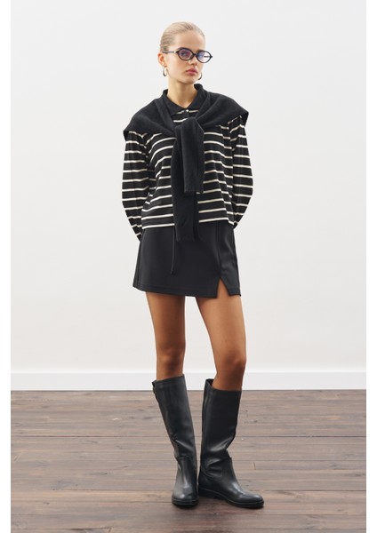 Polo Yaka Çizgili Tshırt Siyah