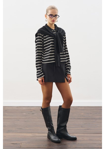 Polo Yaka Çizgili Tshırt Siyah fırsatları