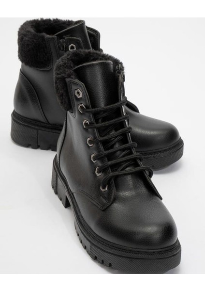 Siyah Kürklü Kaliteli Su Geçirmez Kışlık Kadın Bot modelleri