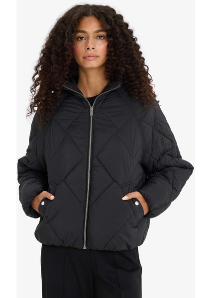 Su Geçirmez Regular Fit Kapüşonlu Mont F2803AX25WN modelleri