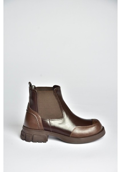 V312402609 Kahverengi Kalın Tabanlı Lastik Detaylı Kadın Bot indirimleri