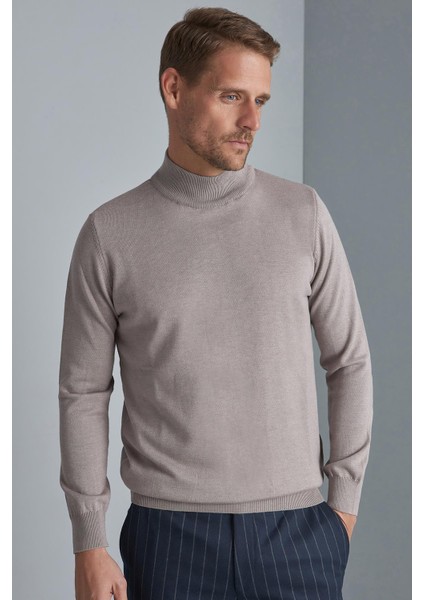 Bej Standart Fit Dar Kalıp Yarım Balıkçı Düz Uzun Kollu Triko