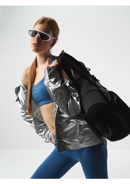 Kadın Gri Metalik Parlak Dokulu Oversize Ceket indirimleri