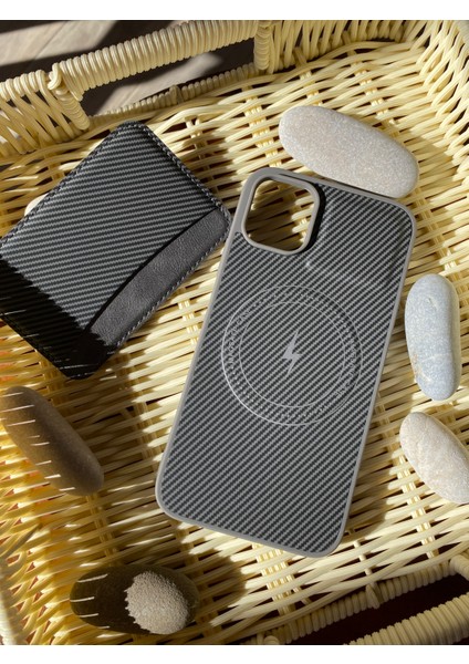 Apple Iphone 11UYUMLU Kartlıklı Magsafe Özellikli Kılıf modelleri