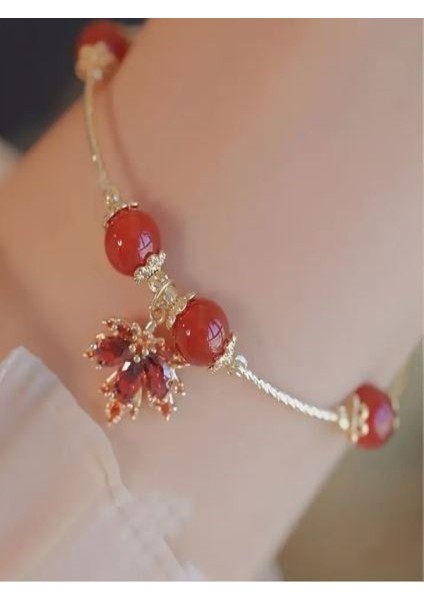 Kırmızı Taşlı Bileklik modelleri