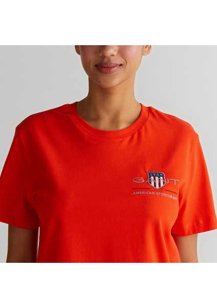 Kadın Turuncu Regular Fit Bisiklet Yaka Logolu T-Shirt fırsatları