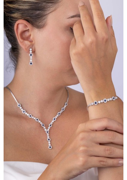 Safir Taşlı Su Yolu Pırlanta Montür Rodyum Kaplama Gümüş Düğün Seti