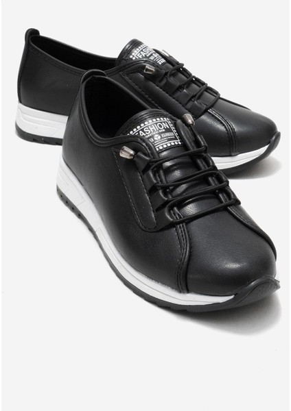 Yumuşak Tabanlı Lastik Bağcıklı Kadın Ayakkabı Siyah Cilt