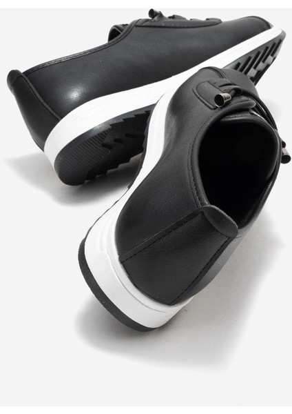 Yumuşak Tabanlı Lastik Bağcıklı Kadın Ayakkabı Siyah Cilt fırsatları