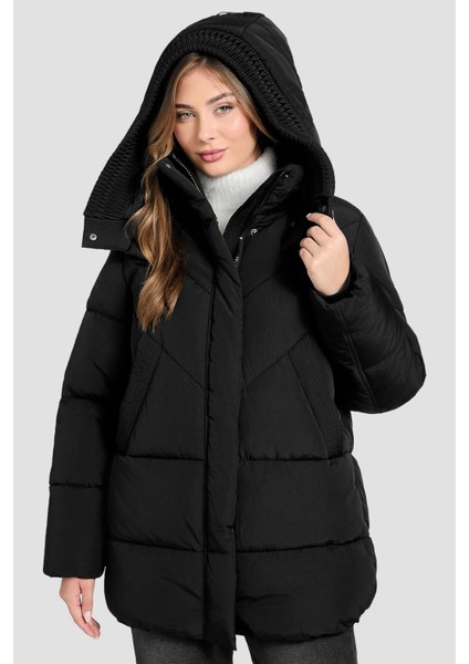 Kadın Eleonor Büzgü Detaylı Kapüşonlu Şişme Mont - Siyah modelleri