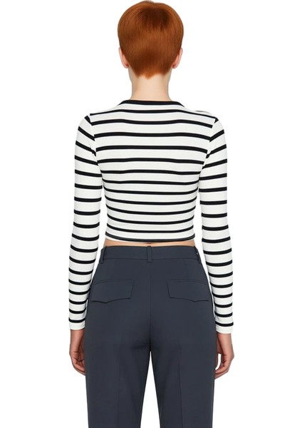 Kadın Moda Şık Üst Giyim Crop Bisiklet Yaka Slim Kalıp Örme Viskoz Yumuşak Kumaşlı Fitted Esnek Bluz modelleri