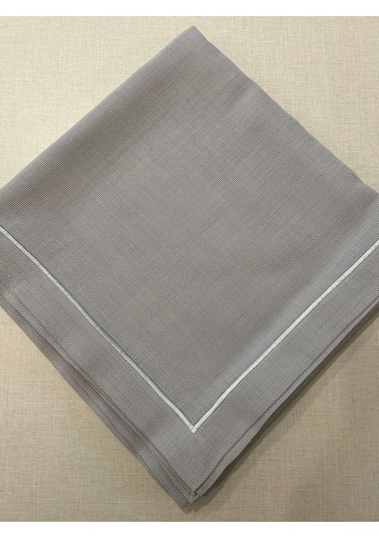 Çeyizlik Piko Sarma Detaylı Dertsiz Masa Örtüsü Simsiz Gri