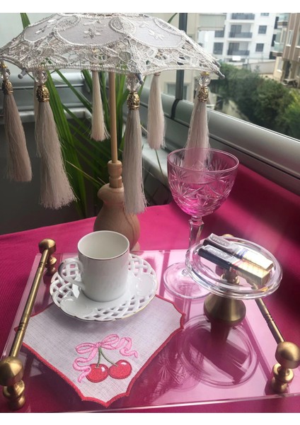 Kiraz Nakışlı Sunum ve Kokteyl Peçetesi fırsatları