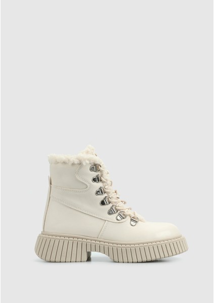 Ekru Kız Çocuk Bot