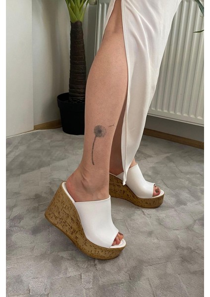 Kadın Limo Beyaz Dolgulu Mantar Taban Terlik 10 cm Beyaz fırsatları