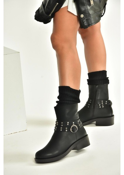 V674121209 Siyah Alçak Topuklu Fermuarlı Kadın Bot