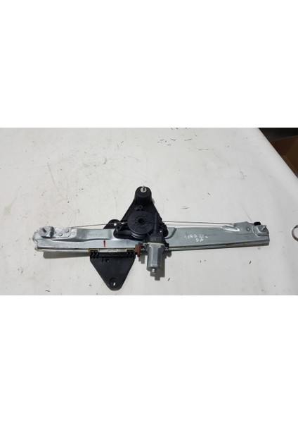 Dacia Sandero Iıı Sağ Ön Kapı Cam Krikosu (Orijinal Ürün Natural Kutu) Oem No (807202815R)