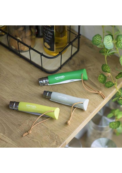 Katlanır Cep Çakısı - Opinel - Gürgen Ağacı Sap - Elma Yeşili - No:7 fırsatları
