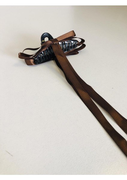 Kadın Renkli Kurdaleli Siyah Mandal Toka (10 Cm) modelleri