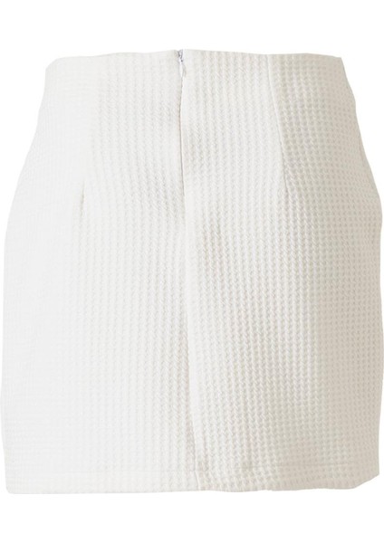 Dokulu Blazer Etek Takım Beyaz