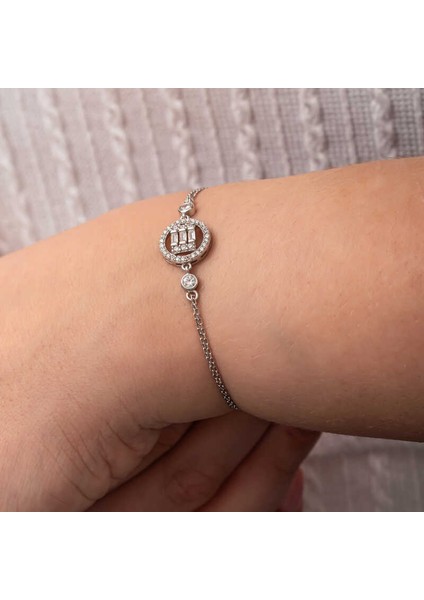 Gümüş Yuvarlak Baget Taşlı Kadın Bileklik indirimleri