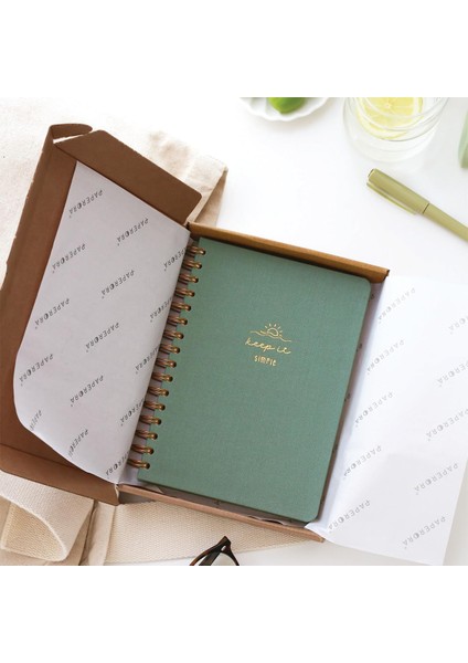A5 Spiralli Sert Kapak Çizgili Tarihsiz Not Defteri Yeşil