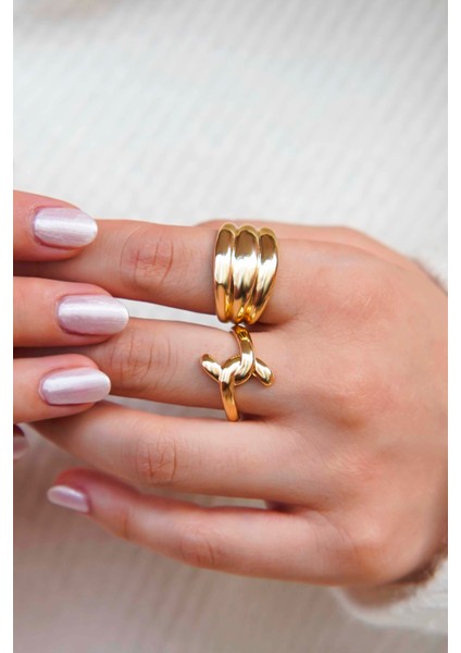 Altın Bombeli ve Düğüm Detaylı Kadın Yüzük Seti