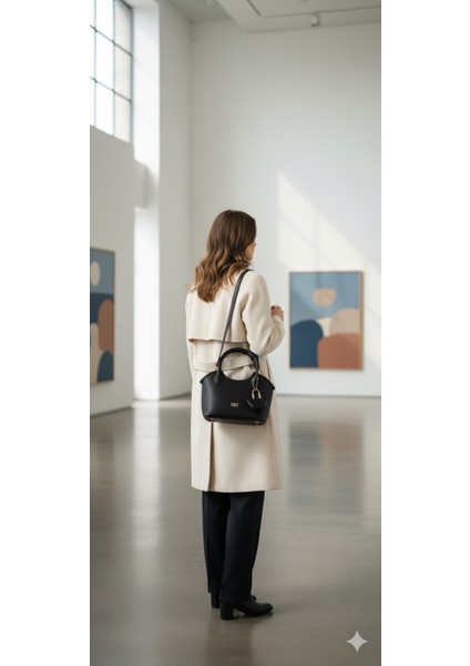 Kadın El Omuz Yavrulu , Aksesuarlı Çanta