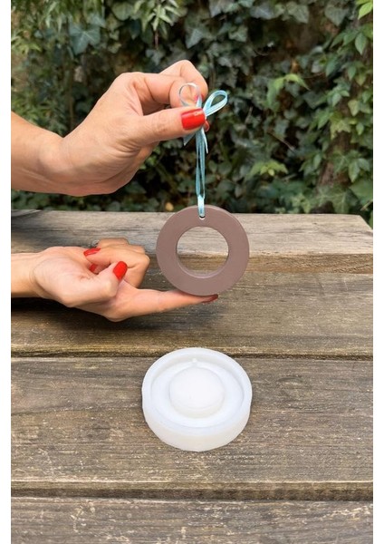 Concept Delikli Dairesel Koku Tableti Silikon Mum Kalıbı