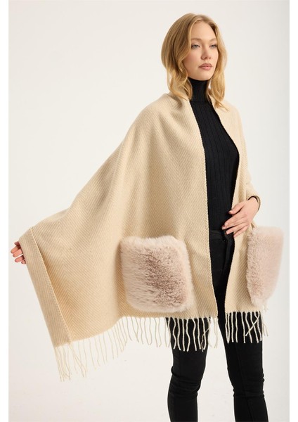 Kürk Cepli Saçaklı Şal modelleri