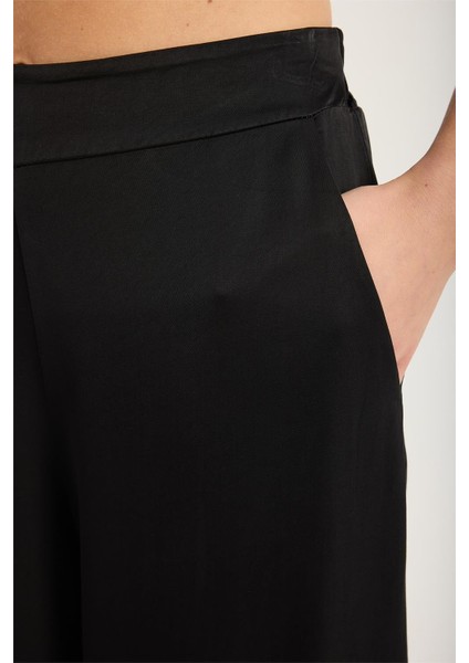 Cepli Bol Kesim Pantolon fırsatları