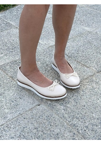 Luvina Taban Fiyonklu Kapalı Büyük Numara Kadın Ayakkabı