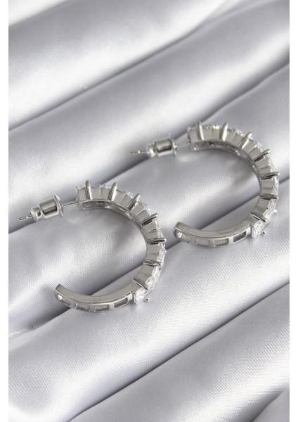 Pirinç Gümüş Renk Zirkon Taşlı Halka Model Kadın Küpe fiyatları