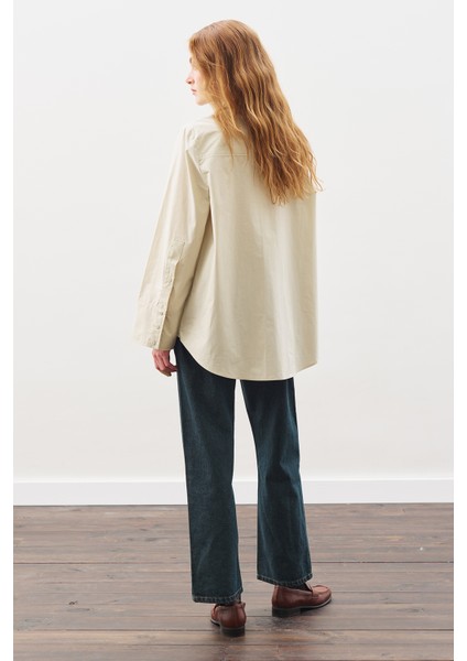 Geniş Manşetli Klasik Gömlek Bej