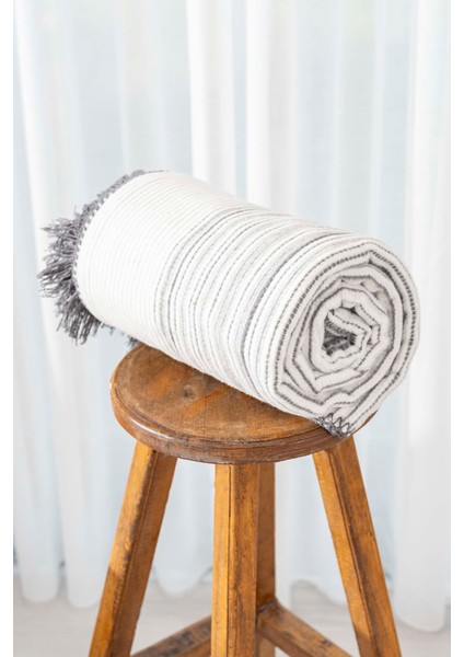 Veloura Antrasit Tek Kişilik Battaniye - Tv Battaniyesi 135X180 cm fırsatları