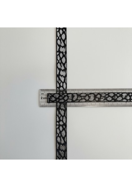 Leopar Desenli Jakarlı Parlak Şerit – Dekoratif Kemer, Çanta, Ayakkabı ve Hobi Aksesuar (1 Metre) fırsatları