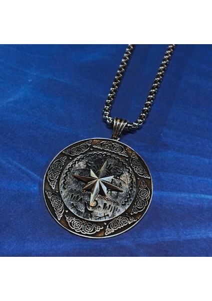 Pusula Figürlü El Işçiliği 925 Ayar Gümüş Erkek Kolye modelleri