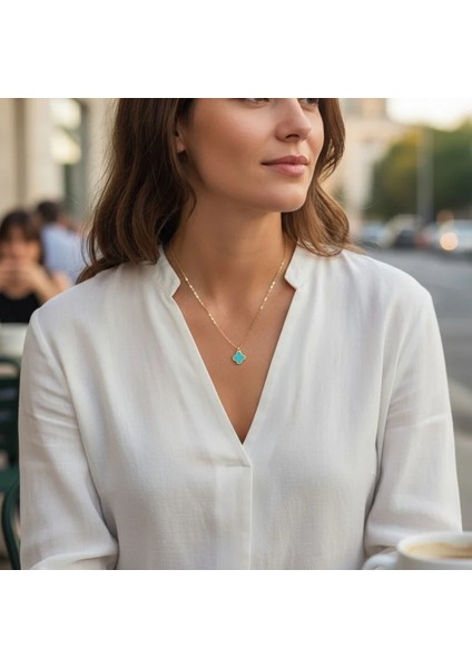 Kadın Kolye – Gold Zincir Üzerinde Turkuaz Taş Obje, Antialerjik ve Zarif Tasarım fırsatları