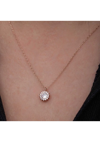 Gümüş Rose Minimal Yuvarlak Anturaj Kadın Kolye fırsatları