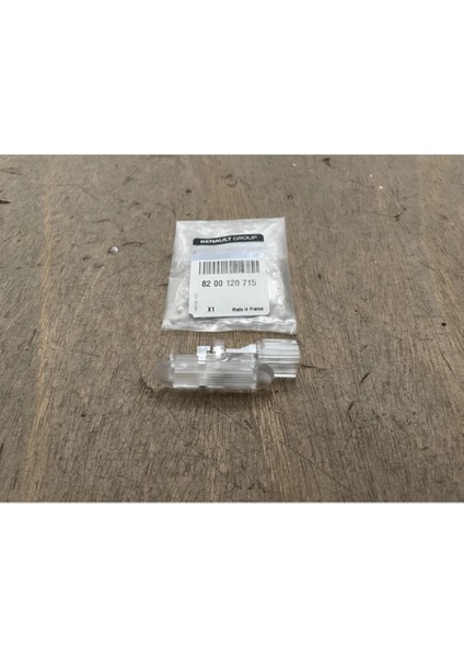 Toyota Corolla 2zrf 2023 Reflektör Arka Sol Oem No (8192002350)