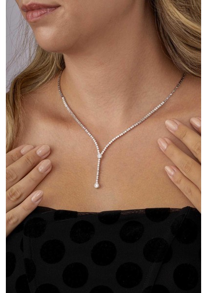 Tektaş Motifli Su Yolu Rodyum Kaplama 925 Ayar Gümüş Kolye modelleri