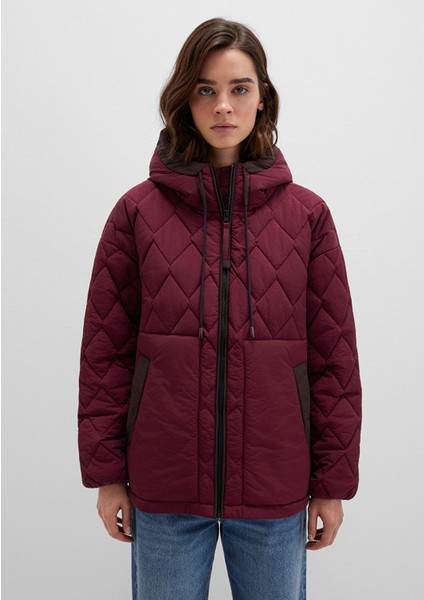 Su Itici Kapüşonlu Bordo Kapitone Ceket 1110499-90705 fırsatları